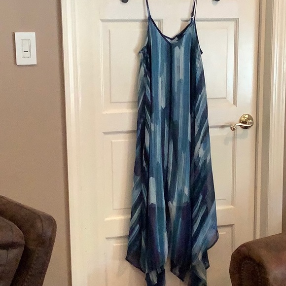 Wendy Bellissimo Dresses & Skirts - Wendy bellissmo Maternity dress size SP asymmetrical bottom adjustable straps